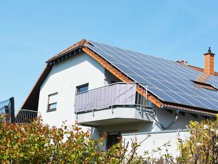 Balkon - Dachgeschosswohnung in 75015 Bretten mit 70m² kaufen