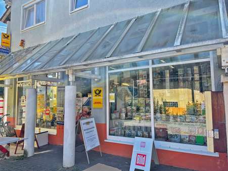 Fensterfront - Ladenlokal in 74924 Neckarbischofsheim mit 242m² kaufen