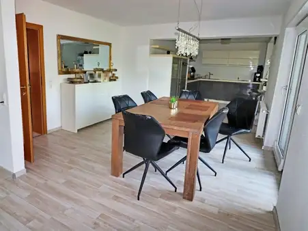 Große 4,5-Zimmer-Wohnung in Forst!