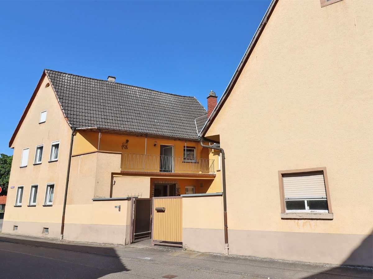 Haus mit Nebengebäude Haus mit Nebengebäude - Einfamilienhaus in 76698 Ubstadt-Weiher mit 108m² kaufen