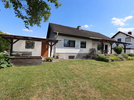 Rückansicht - Fertighaus in 76689 Karlsdorf-Neuthard mit 108m² kaufen