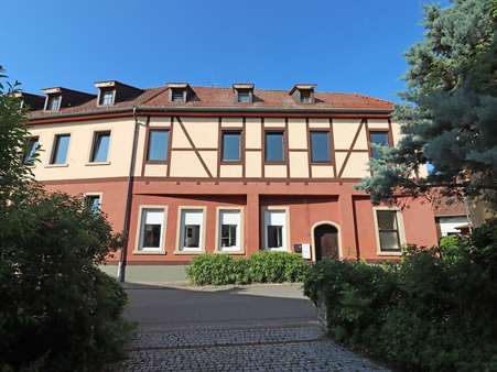 seitliche Hausansicht - Mehrfamilienhaus in 76646 Bruchsal mit 303m² kaufen