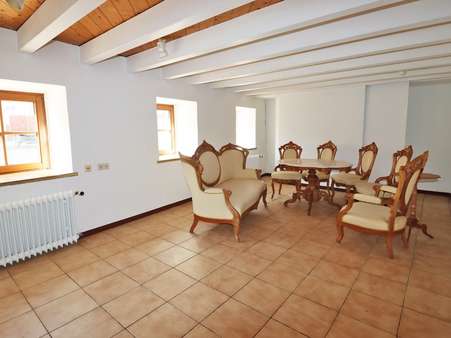 Wohnung EG, großes Zimmer - Mehrfamilienhaus in 76646 Bruchsal mit 303m² kaufen