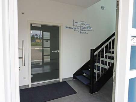 Eingang Eingang - Büro in 76709 Kronau mit 390m² kaufen