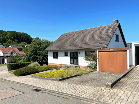 Außenansicht - Einfamilienhaus in 74915 Waibstadt mit 153m² kaufen