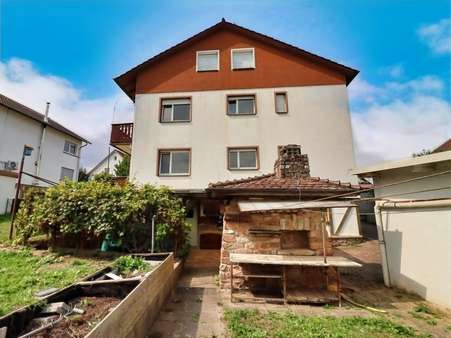Rückansicht Rückansicht - Zweifamilienhaus in 76703 Kraichtal mit 174m² kaufen