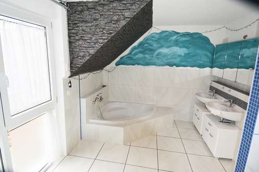 Bad - Reihenendhaus in 75038 Oberderdingen mit 180m² kaufen