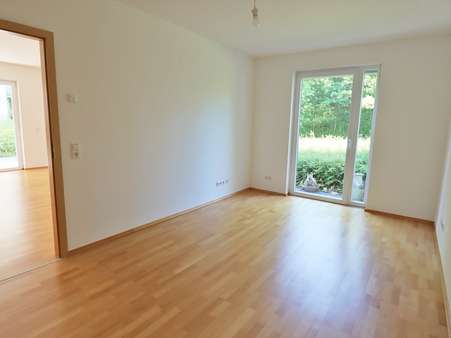 Schlafzimmer Schlafzimmer - Erdgeschosswohnung in 76669 Bad Schönborn mit 75m² kaufen