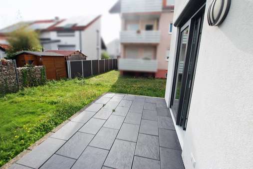 Terrasse Terrasse - Maisonette-Wohnung in 76689 Karlsdorf-Neuthard mit 73m² kaufen