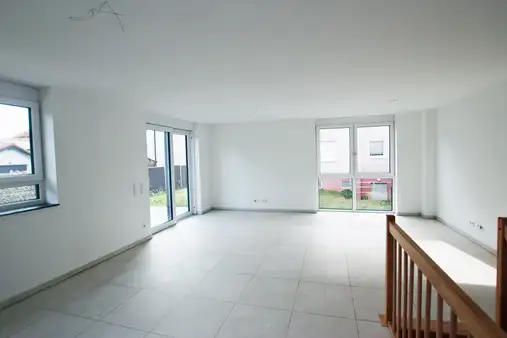 Seltene Gelegenheit! Maisonette-Wohnung mit eigenem Gartenanteil!
