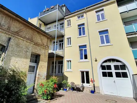 Einmalige Chance für Kapitalanleger: Top gepflegtes 4-Familienhaus mit Altbauflair in Bruchsal!