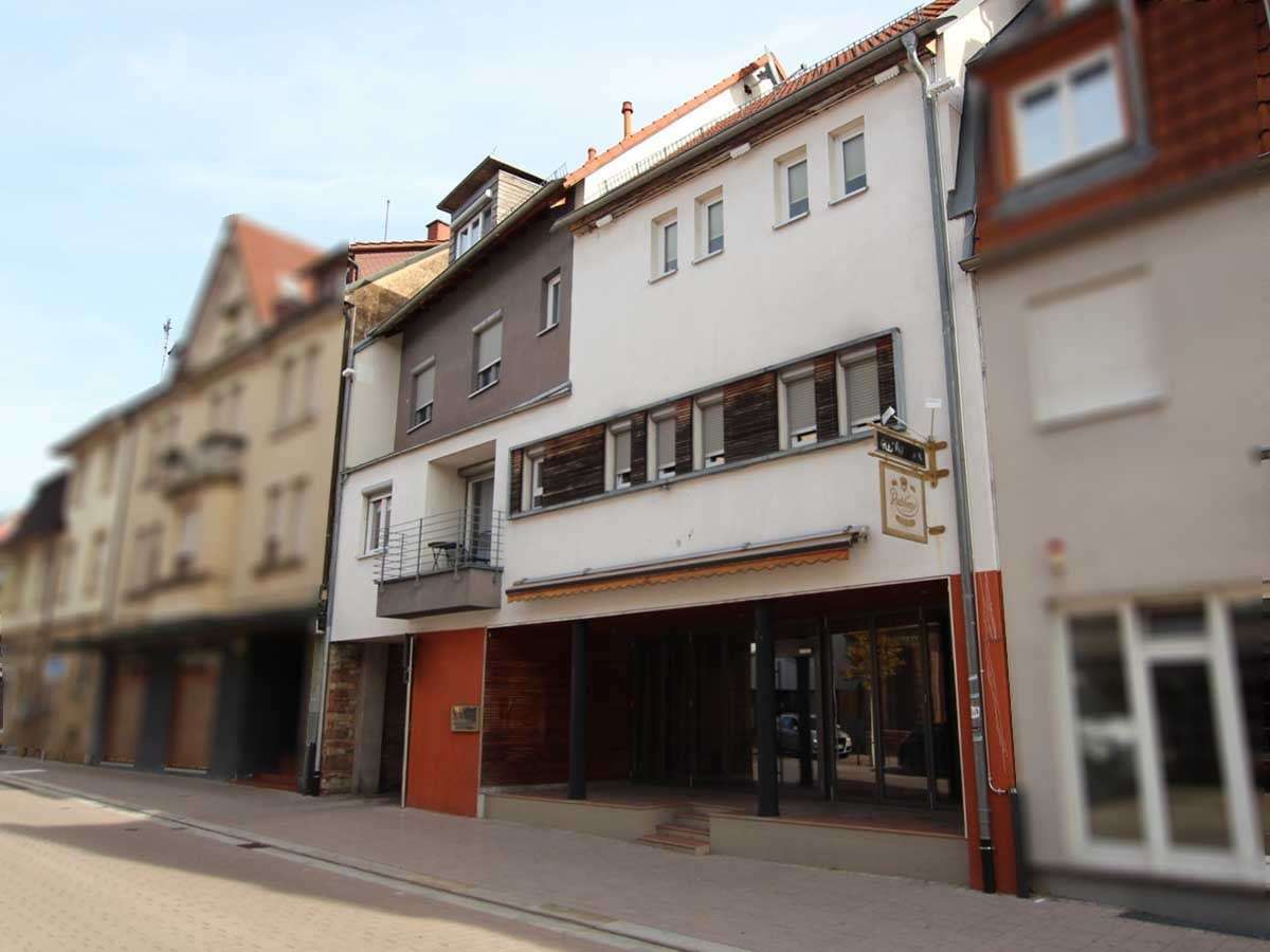 Straßenansicht Straßenansicht - Mehrfamilienhaus in 75015 Bretten mit 380m² kaufen