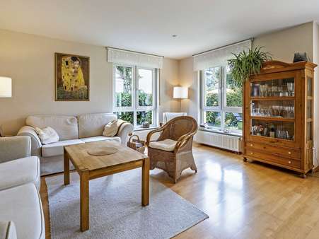 Wohnzimmer - Einfamilienhaus in 69234 Dielheim mit 199m² kaufen