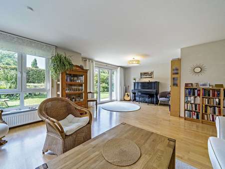 Wohnzimmer - Einfamilienhaus in 69234 Dielheim mit 199m² kaufen