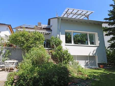 Hausansicht vom Garten Hausansicht vom Garten - Einfamilienhaus in 69254 Malsch mit 320m² kaufen