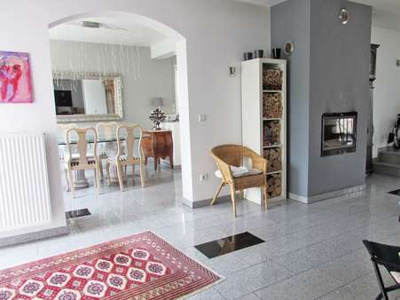 Blick zum Essbereich EG Blick zum Essbereich EG - Einfamilienhaus in 69254 Malsch mit 320m² kaufen