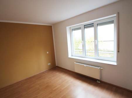 Schlafzimmer - Erdgeschosswohnung in 75038 Oberderdingen mit 66m² kaufen