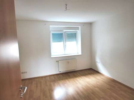 Schlafzimmer - Erdgeschosswohnung in 75038 Oberderdingen mit 69m² kaufen