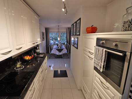 Küche 1 - Zweifamilienhaus in 69181 Leimen mit 195m² kaufen