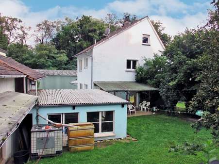 Ansicht vom Garten Ansicht vom Garten - Einfamilienhaus in 76684 Östringen mit 147m² kaufen