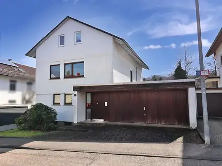 Großes Einfamilienhaus in begehrter Wohnlage von Bruchsal!