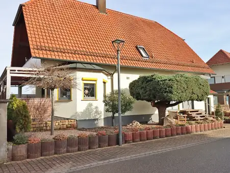 Freistehendes Einfamilienhaus in Kronau!