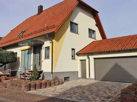 Freistehendes Einfamilienhaus in Kronau!