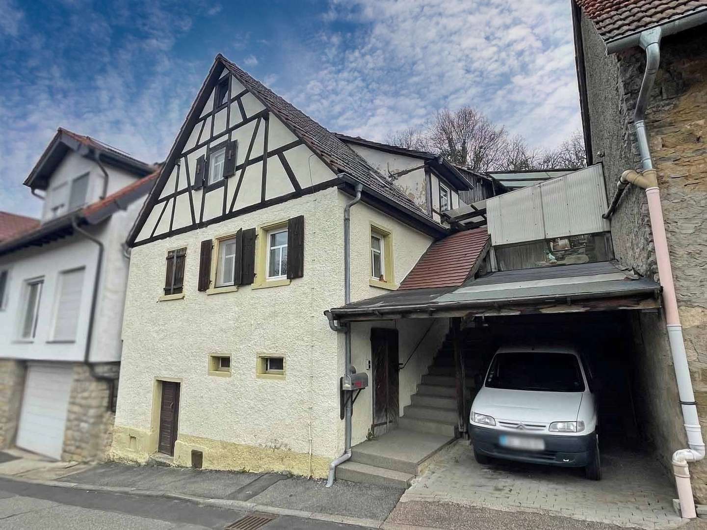 Straßenansicht - Einfamilienhaus in 74906 Bad Rappenau mit 75m² kaufen