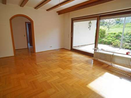 Wohnzimmer - Zweifamilienhaus in 74906 Bad Rappenau mit 313m² kaufen