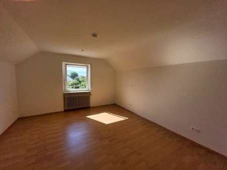 Schlafzimmer - Etagenwohnung in 77731 Willstätt mit 64m² kaufen