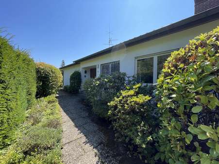 Hauszugang - Einfamilienhaus in 77654 Offenburg mit 316m² kaufen