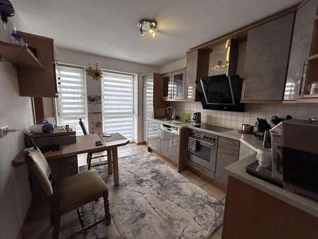 Küche mit Essplatz - Doppelhaushälfte in 77933 Lahr mit 121m² kaufen