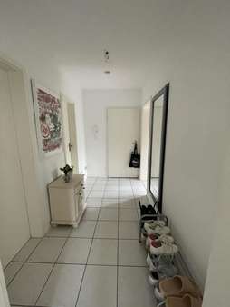 Hereinspaziert ... Diele / Flur - Etagenwohnung in 77654 Offenburg mit 66m² kaufen