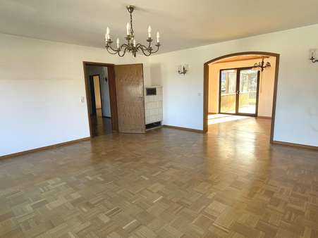Ihr Wohnzimmer mit... - Einfamilienhaus in 77933 Lahr mit 239m² kaufen