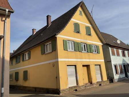 Ansicht Ansicht - Zweifamilienhaus in 77955 Ettenheim mit 201m² kaufen