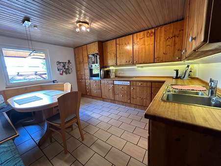Vorderhaus - Küche im Erdgeschoss - Mehrfamilienhaus in 77656 Offenburg mit 320m² kaufen