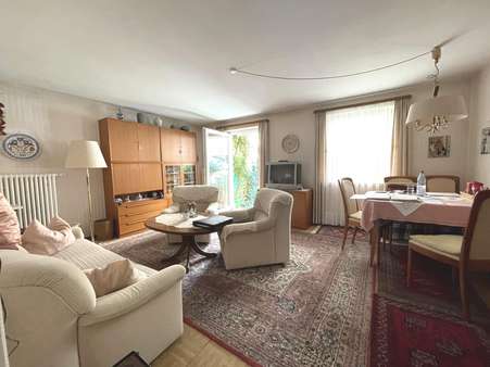Wohn-/Esszimmer Wohn-/Esszimmer - Reihenmittelhaus in 77656 Offenburg mit 84m² kaufen