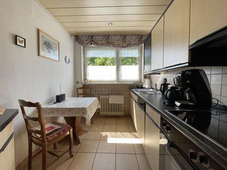 Küche mit Einbauküche Küche mit Einbauküche - Etagenwohnung in 77654 Offenburg mit 102m² kaufen