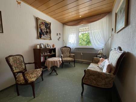Platz für den Essbereich oder eine Leseecke Platz für den Essbereich oder eine Leseecke - Etagenwohnung in 77654 Offenburg mit 102m² kaufen