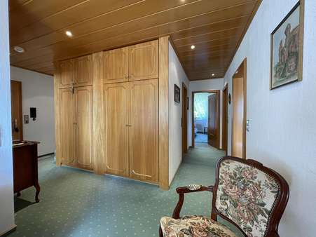 Praktische Einbauschränke bieten viel Stauraum Praktische Einbauschränke bieten viel Stauraum - Etagenwohnung in 77654 Offenburg mit 102m² kaufen
