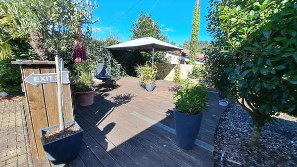 Gartenterrasse Gartenterrasse - Einfamilienhaus in 77933 Lahr mit 171m² kaufen