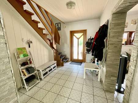 Herzlich Willkommen im Eingangsbereich - Einfamilienhaus in 77866 Rheinau mit 132m² kaufen