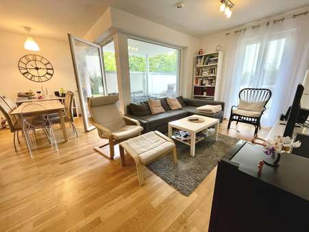 Wohn-/ Essbereich - Erdgeschosswohnung in 77652 Offenburg mit 65m² mieten