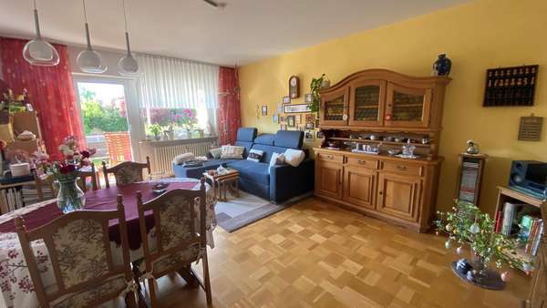 Esszimmer mit Ausgang zum Balkon Esszimmer mit Ausgang zum Balkon - Etagenwohnung in 77704 Oberkirch mit 83m² kaufen