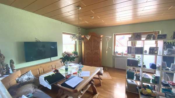 Wohn-Esszimmer mit... Wohn-Esszimmer mit... - Etagenwohnung in 77740 Bad Peterstal-Griesbach mit 91m² kaufen