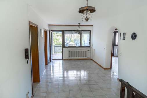 Flur EG Flur EG - Zweifamilienhaus in 77704 Oberkirch mit 307m² kaufen