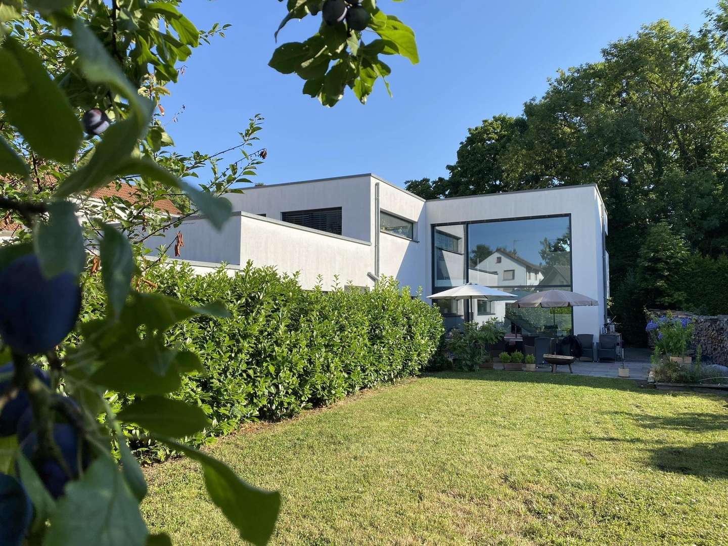 Außenansicht Außenansicht - Einfamilienhaus in 77694 Kehl mit 237m² kaufen