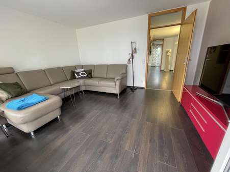 Wohnzimmer mit Zugang auf die... Wohnzimmer mit Zugang auf die... - Erdgeschosswohnung in 77654 Offenburg mit 130m² mieten