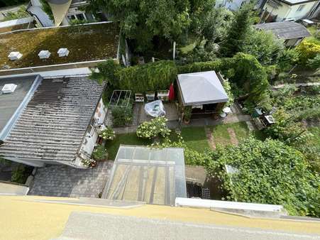 Blick in den Garten Blick in den Garten - Einfamilienhaus in 77652 Offenburg mit 136m² kaufen