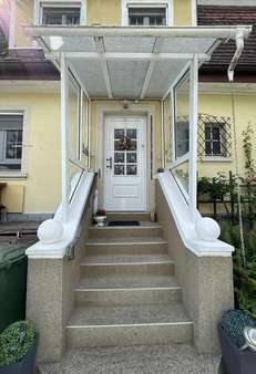 Hauseingang Hauseingang - Einfamilienhaus in 77652 Offenburg mit 136m² kaufen